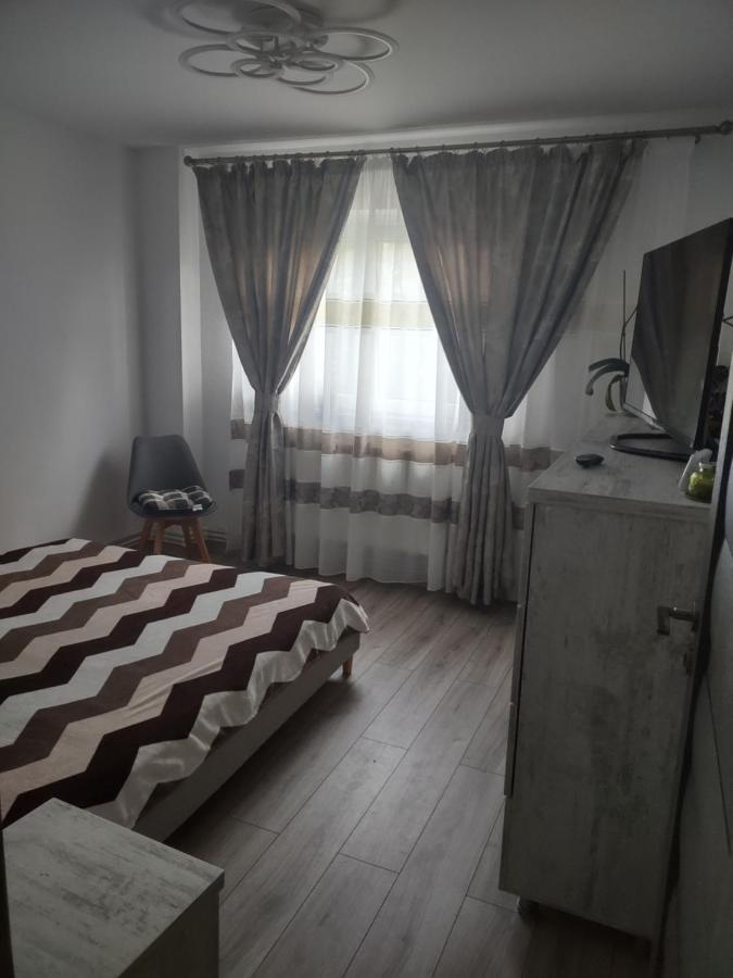 Apartament Πιτέστι Εξωτερικό φωτογραφία